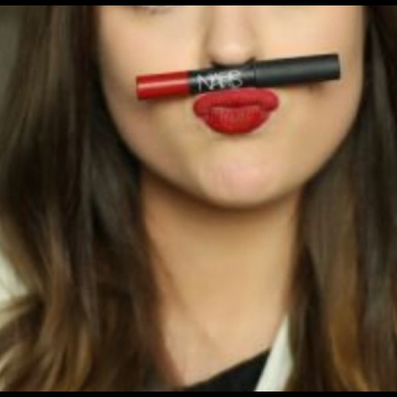 NARS Velvet Matte Lip Pencil - Cruella - Picture 2 of 7